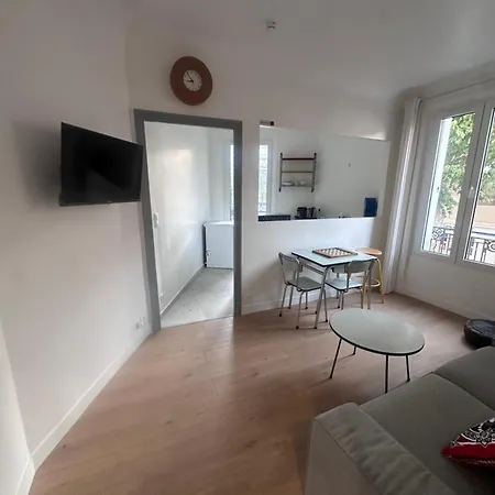 Meuble Retro-Chic Metro A 2 Pas 10 Mn Direct Centre Paris Apartment